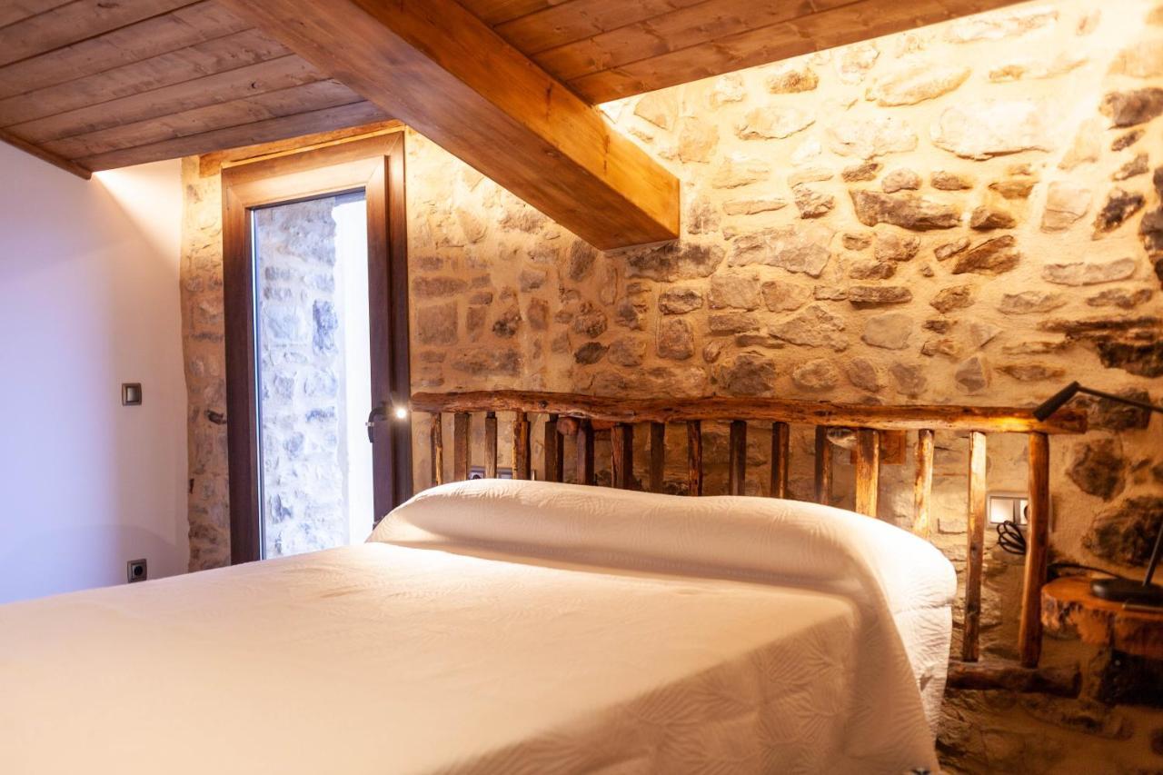 Casa Sanui. Apartaments Turistics Rurals Estorm Bagian luar foto