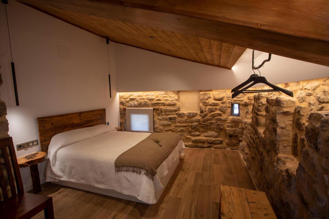 Casa Sanui. Apartaments Turistics Rurals Estorm Bagian luar foto