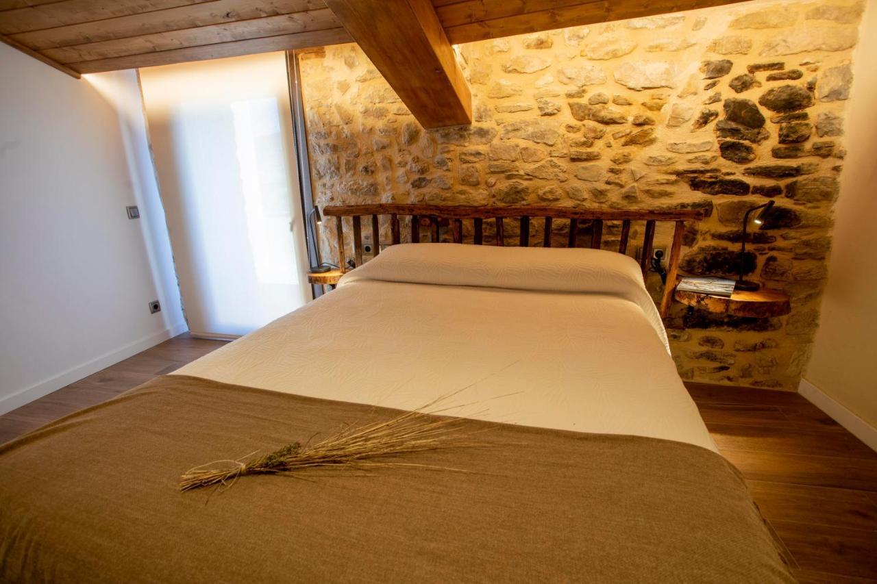 Casa Sanui. Apartaments Turistics Rurals Estorm Bagian luar foto