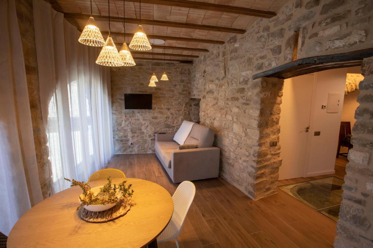 Casa Sanui. Apartaments Turistics Rurals Estorm Bagian luar foto